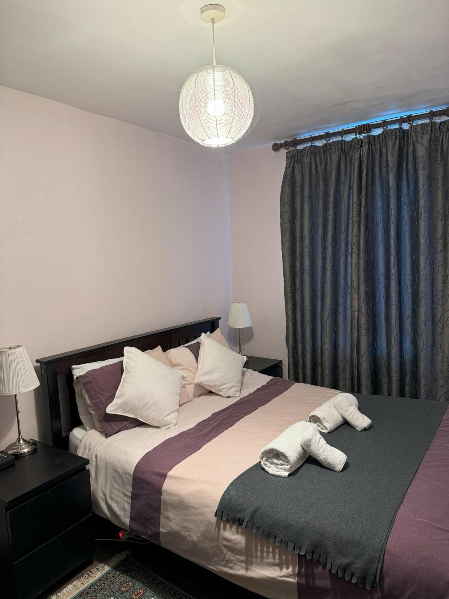 Lovely One Bed Apartment To Rent 런던 외부 사진