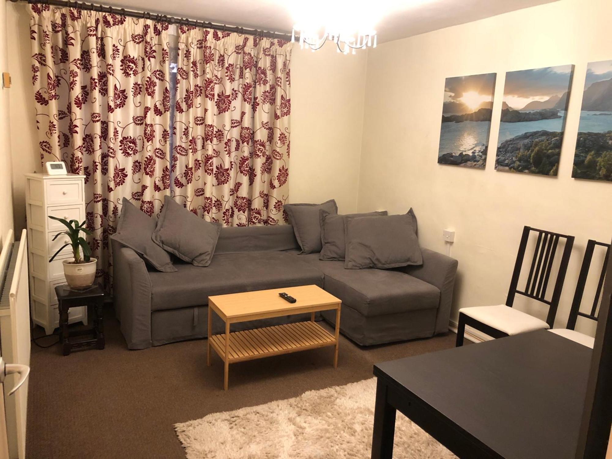 Lovely One Bed Apartment To Rent 런던 외부 사진